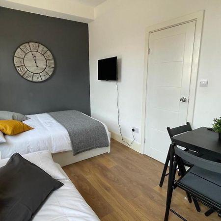 Lovely Studio Flat In The Heart Of Holloway. Londen Buitenkant foto