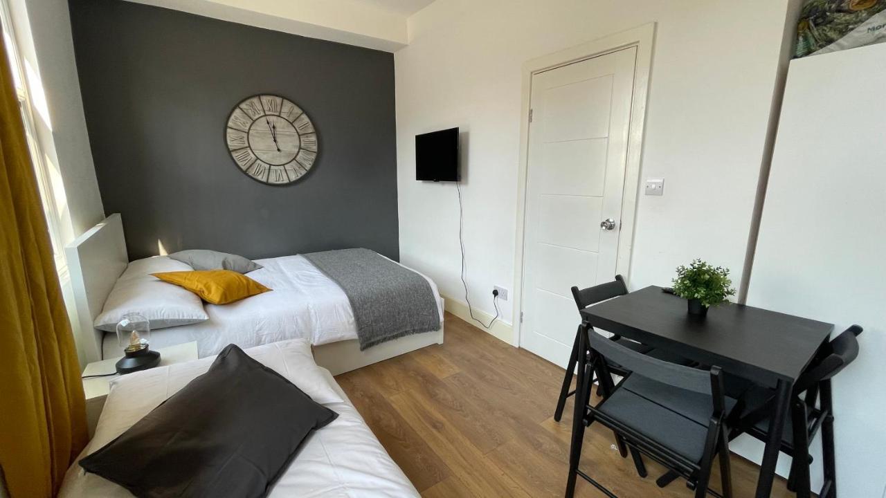Lovely Studio Flat In The Heart Of Holloway. Londen Buitenkant foto